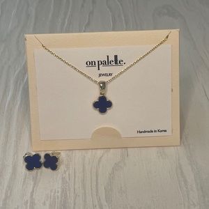 On Pallette necklace & earring set